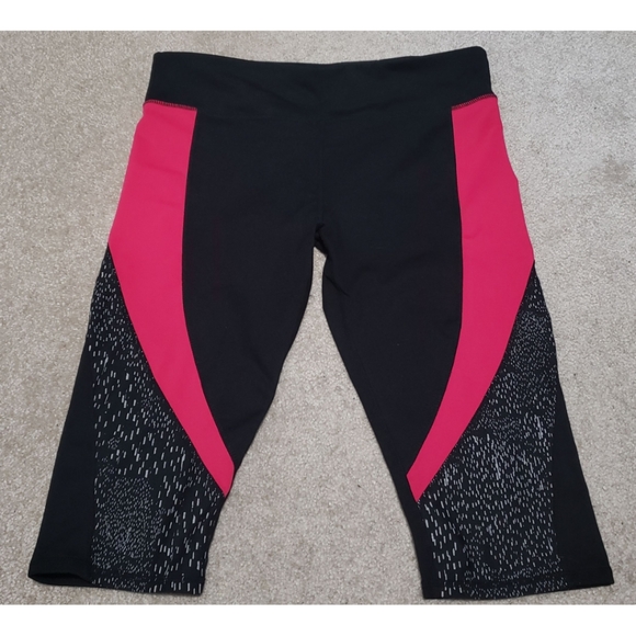 Fabletics Navassa Crop - Picture 4 of 5